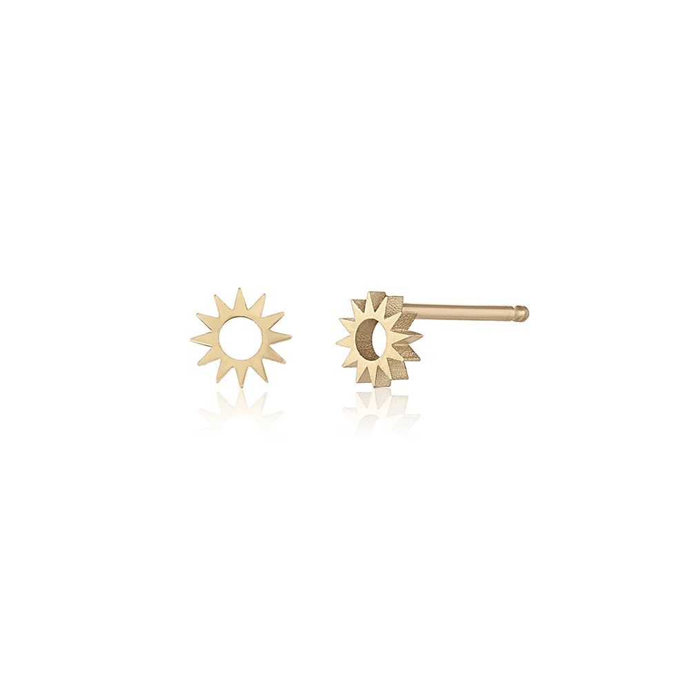 Mini Spur Stud – EMBLM Fine Jewelry