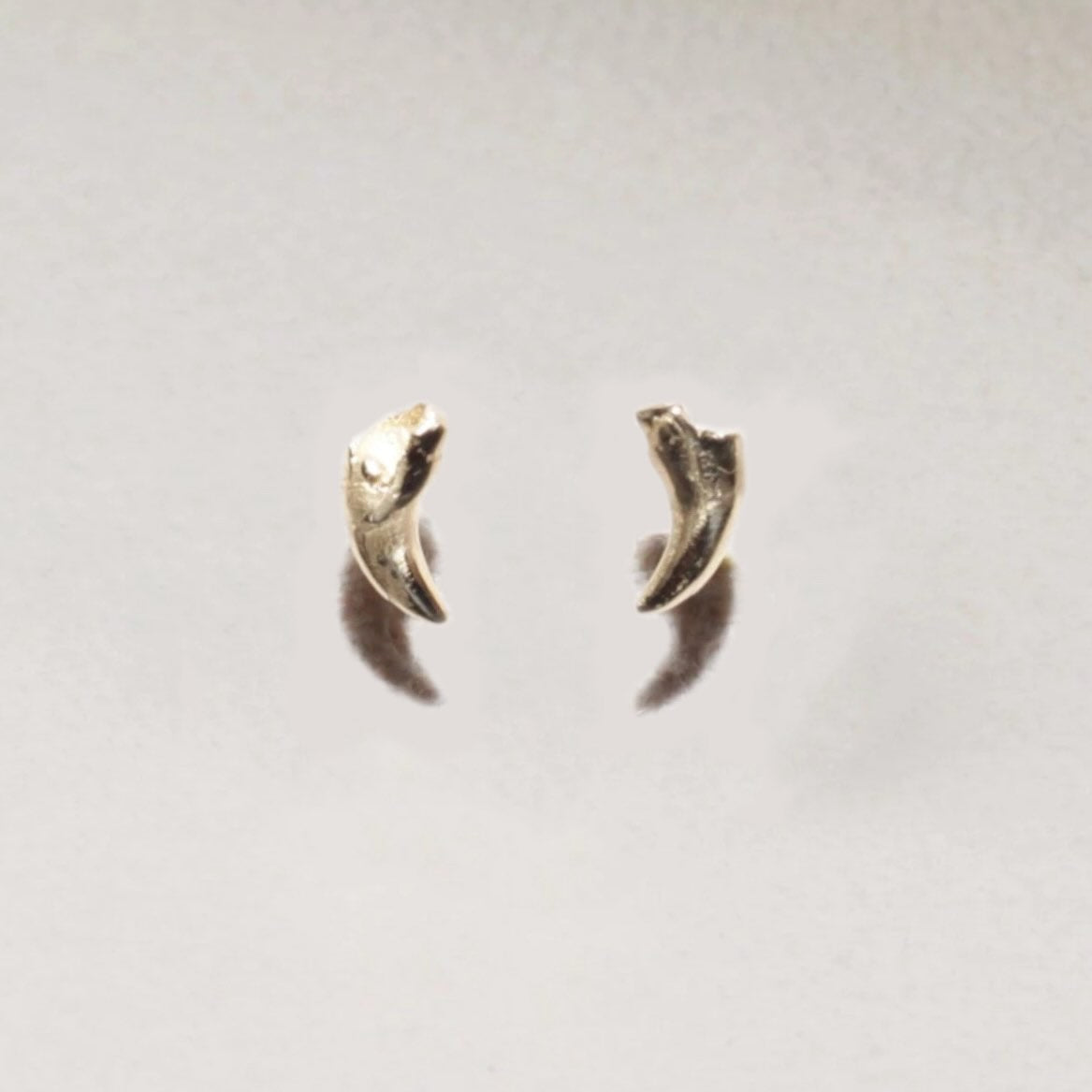 Wynter Rose Dog Tooth Stud – EMBLM Fine Jewelry